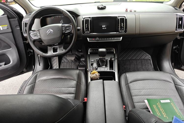 Used Citroen C6 2017 Revised Version 380THP Luxury Edition Center Console