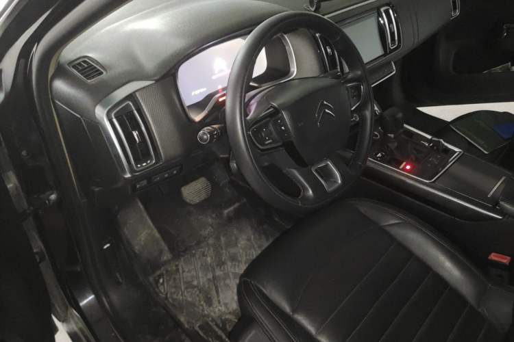 Used Citroen C6 2017 380THP Luxury Version Driver Seat