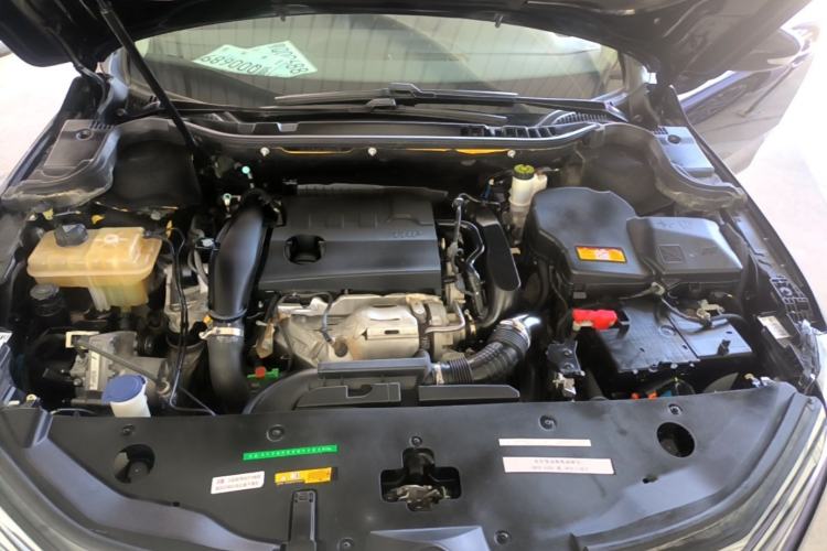 Used Citroen C6 2017 Revised Version 380THP Luxury Edition Engine Bay