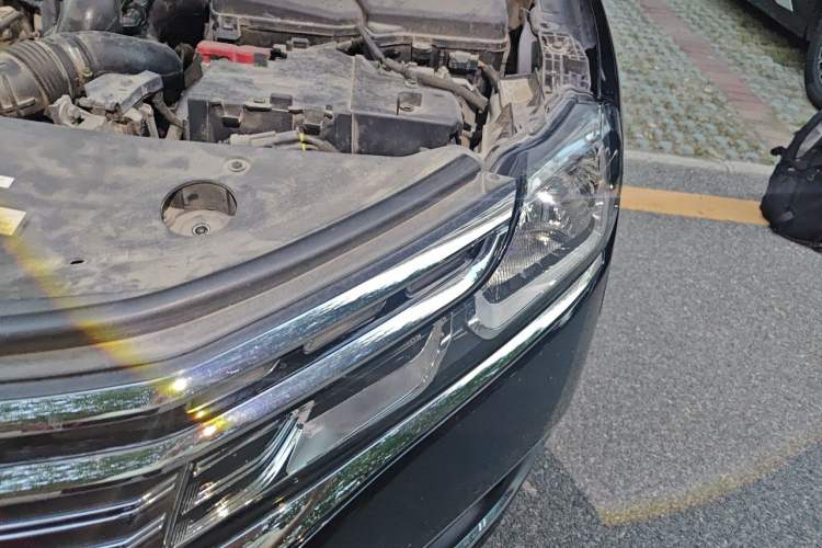 Used Citroen C6 2017 380THP Luxury Version Engine Bay Left