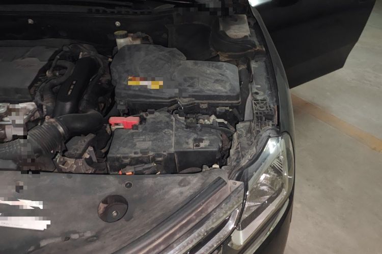 Used Citroen C6 2017 Revised Version 380THP Luxury Edition Engine Bay Left