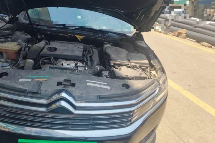 Used Citroen C6 2017 380THP Luxury Version Engine Bay Left