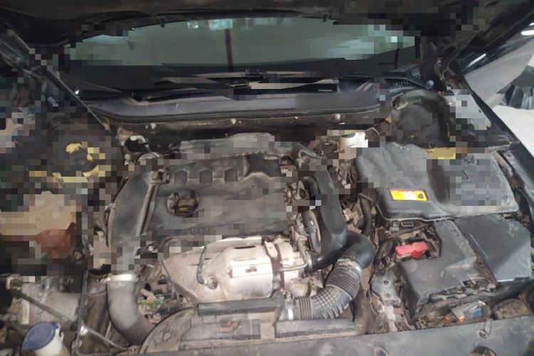 Used Citroen C6 2017 380THP Prestige Model Engine Bay