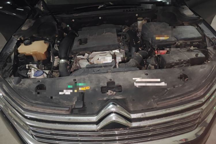 Used Citroen C6 2017 Revised Version 380THP Luxury Edition Engine Bay