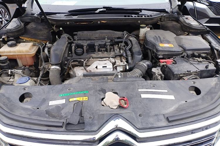 Used Citroen C6 2017 380THP Luxury Version Engine Bay
