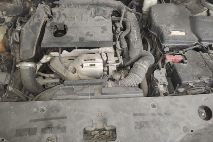 Used Citroen C6 2017 380THP Luxury Version Engine Bay