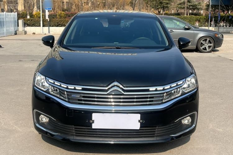 Used Citroen C6 2017 Revised Version 380THP Luxury Edition Exterior 4
