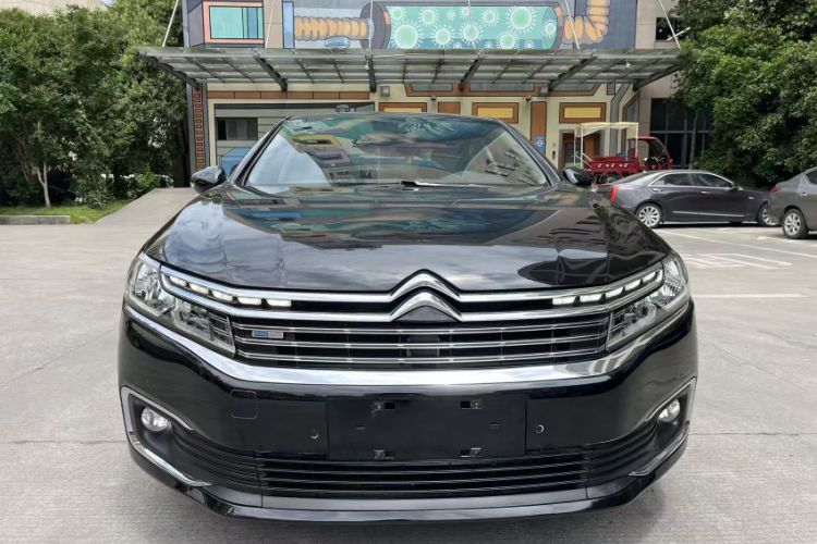 Used Citroen C6 2017 Revised Version 380THP Luxury Edition Exterior 6