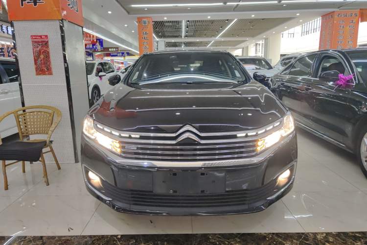 Used Citroen C6 2017 Revised Version 380THP Luxury Edition Front