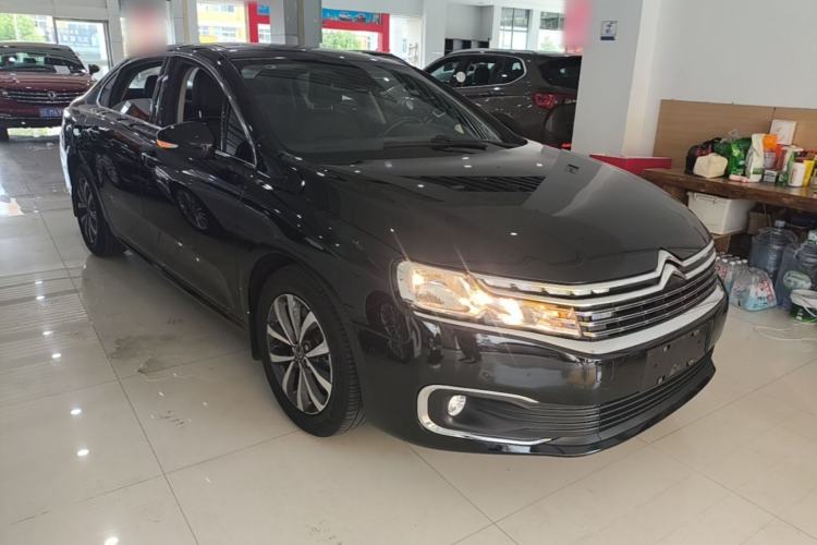 Used Citroen C6 2017 350THP Luxury Model Front Right 45 Deg