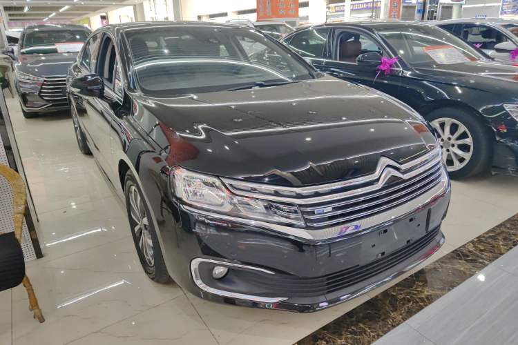 Used Citroen C6 2017 Revised Version 380THP Luxury Edition Front Right 45 Deg