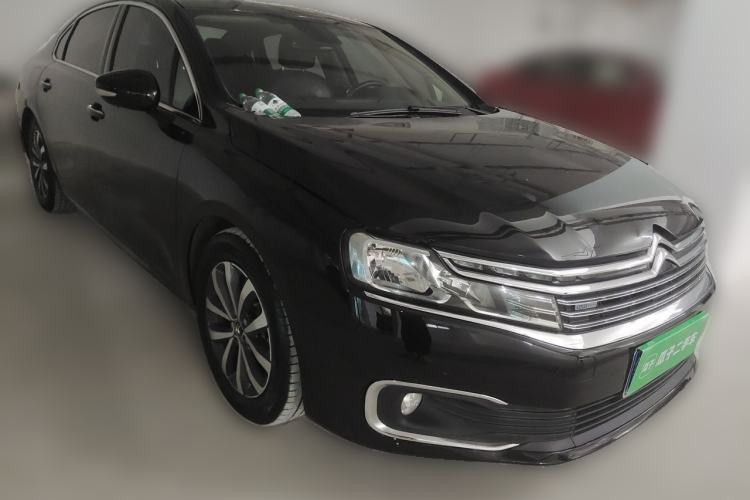 Used Citroen C6 2017 380THP Luxury Version Front Right 45 Deg