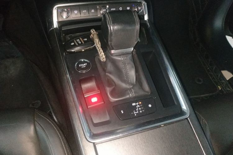 Used Citroen C6 2017 350THP Luxury Model Gear Lever