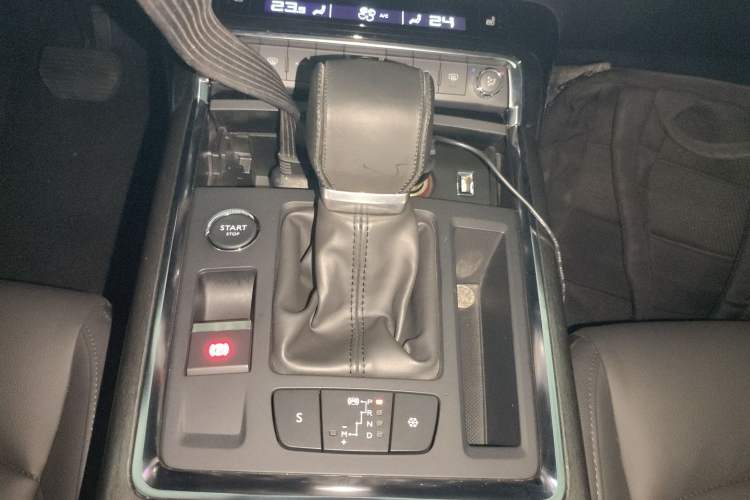 Used Citroen C6 2017 350THP Luxury Model Gear Lever