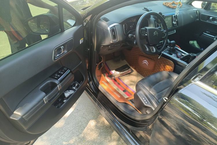Used Citroen C6 2017 350THP Luxury Model Interior 3