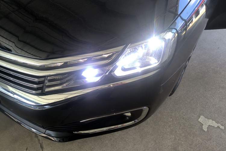 Used Citroen C6 2017 Revised Version 380THP Luxury Edition Left Front Headlight