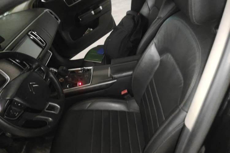 Used Citroen C6 2017 380THP Luxury Version Left Front Seat