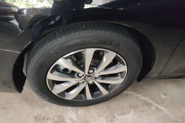 Used Citroen C6 2017 350THP Luxury Model Left Front Wheel Hub