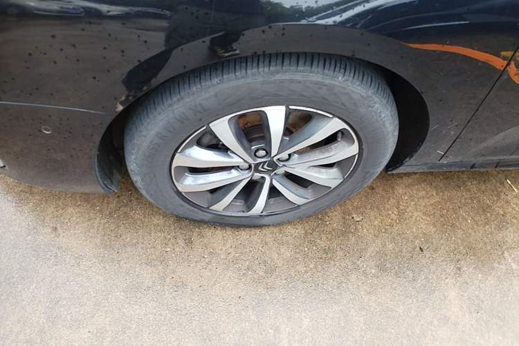 Used Citroen C6 2017 380THP Luxury Version Left Front Wheel Hub