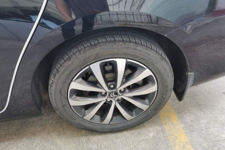 Used Citroen C6 2017 Revised Version 380THP Luxury Edition Left Rear Wheel Hub