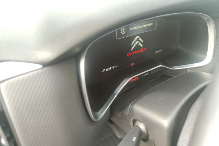 Used Citroen C6 2017 Revised Version 380THP Luxury Edition Odometer Close Up