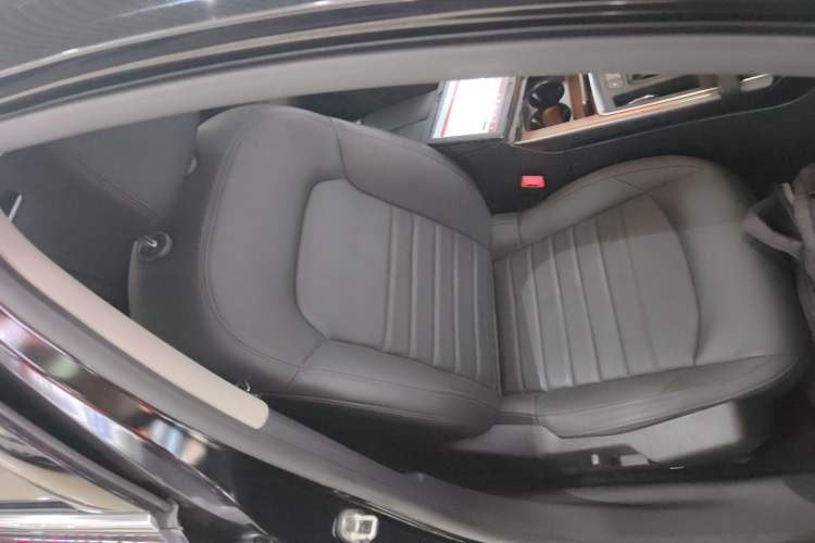 Used Citroen C6 2017 Revised Version 380THP Luxury Edition Right Front Seat