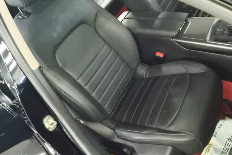 Used Citroen C6 2017 Revised Version 380THP Luxury Edition Right Front Seat