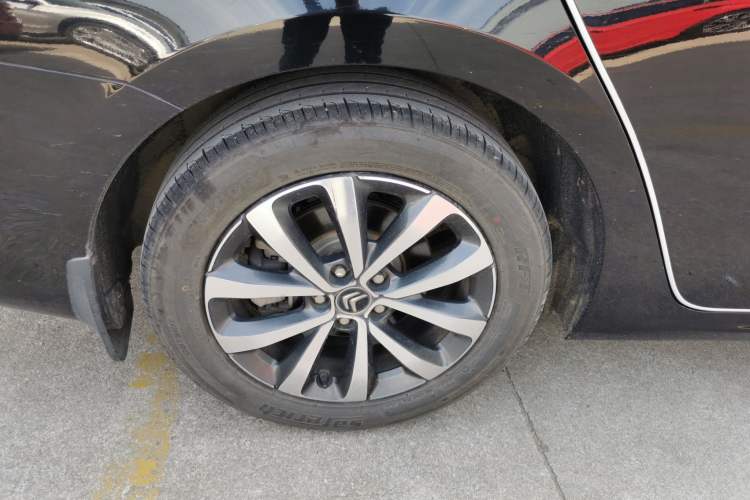 Used Citroen C6 2017 Revised Version 380THP Luxury Edition Right Rear Wheel Hub
