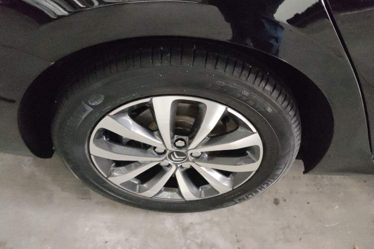 Used Citroen C6 2017 350THP Luxury Model Right Rear Wheel Hub
