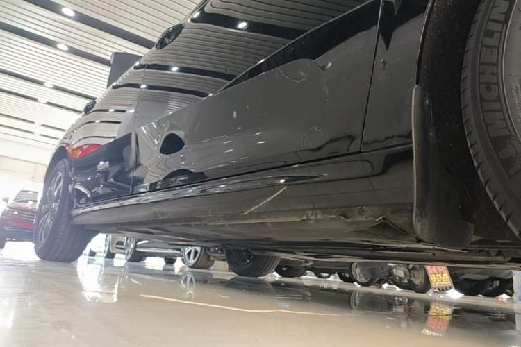 Used Citroen C6 2017 350THP Luxury Model Right Side Sill