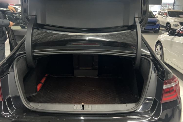 Used Citroen C6 2017 350THP Luxury Model Trunk