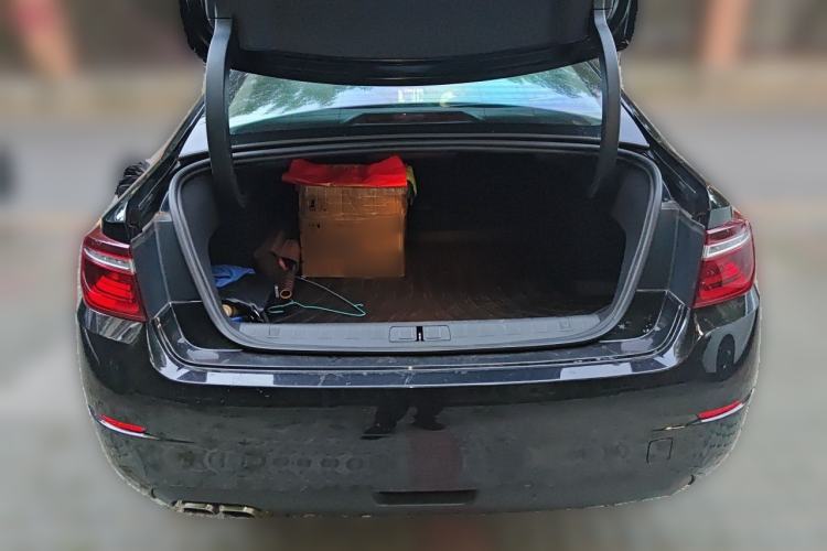 Used Citroen C6 2017 380THP Luxury Version Trunk