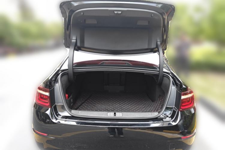 Used Citroen C6 2017 Revised Version 380THP Luxury Edition Trunk