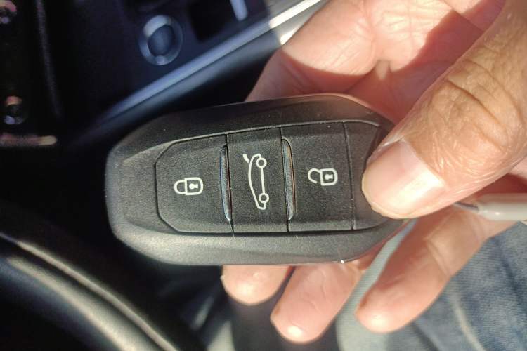 Used Citroen C6 2017 380THP Luxury Version Vehicle Key