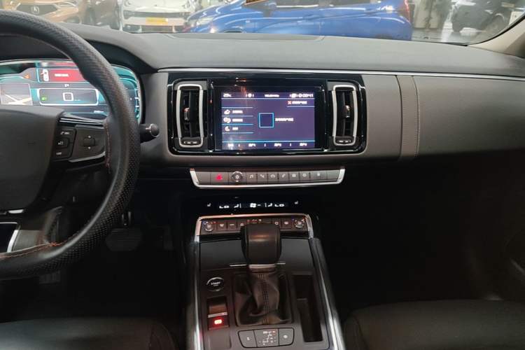 Used Citroen C6 2017 Revised Version 380THP Luxury Edition Audio And AC Panel