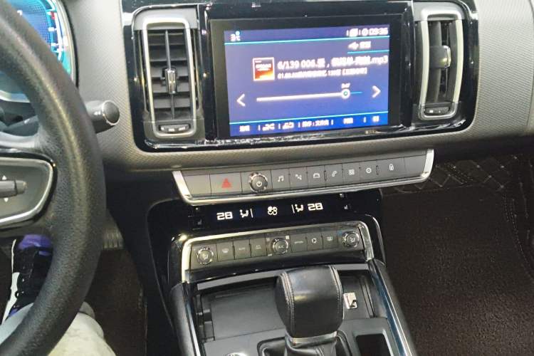 Used Citroen C6 2017 380THP Prestige Model Audio And AC Panel
