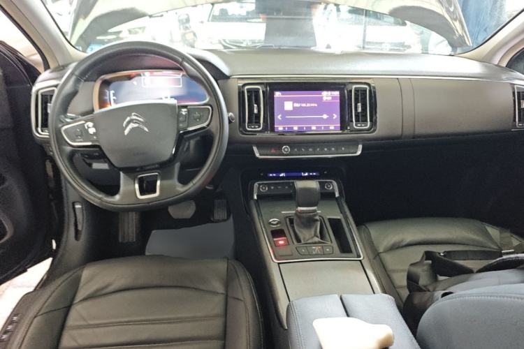 Used Citroen C6 2017 Revised Version 380THP Luxury Edition Center Console