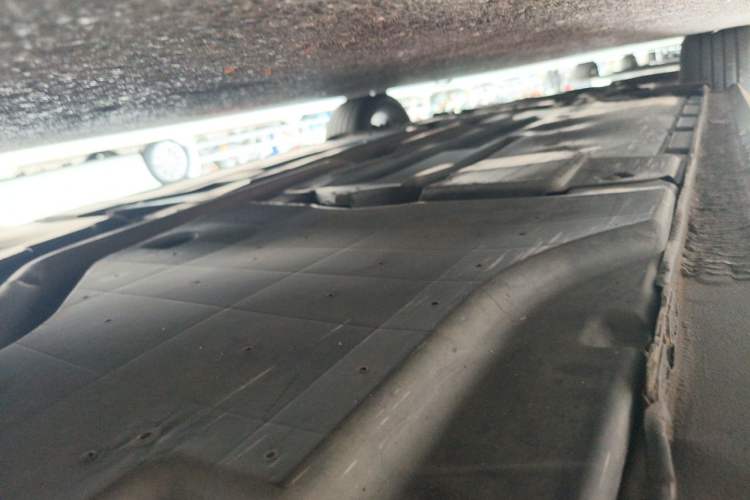 Used Citroen C6 2017 380THP Prestige Model Chassis Rear Left