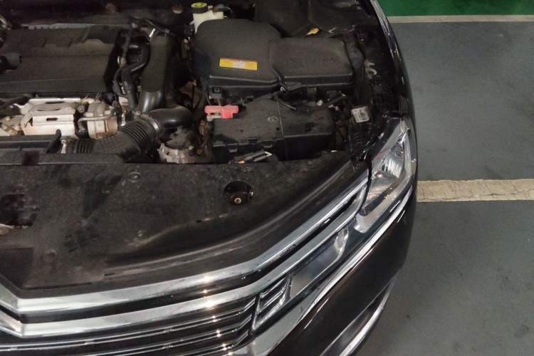 Used Citroen C6 2017 Revised Version 380THP Luxury Edition Engine Bay Left