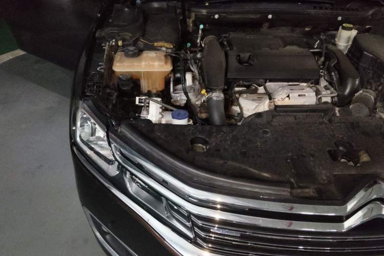 Used Citroen C6 2017 Revised Version 380THP Luxury Edition Engine Bay Right