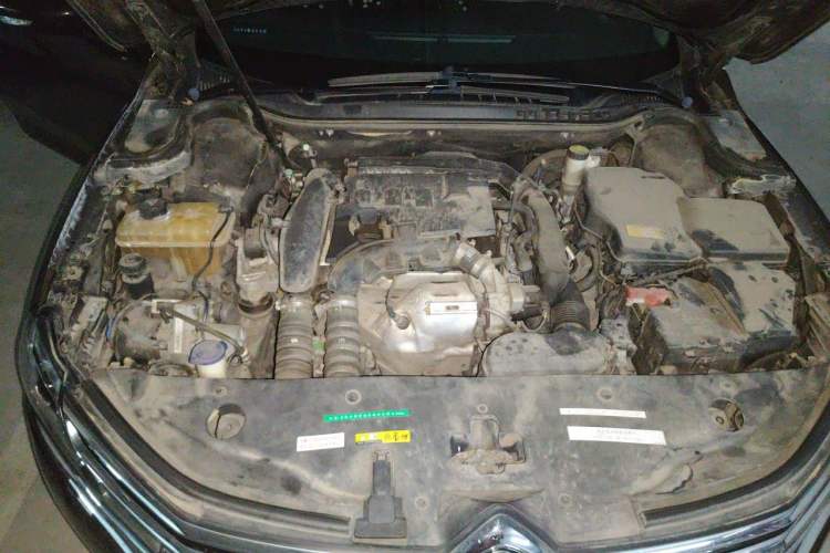 Used Citroen C6 2017 350THP Luxury Model Engine Bay