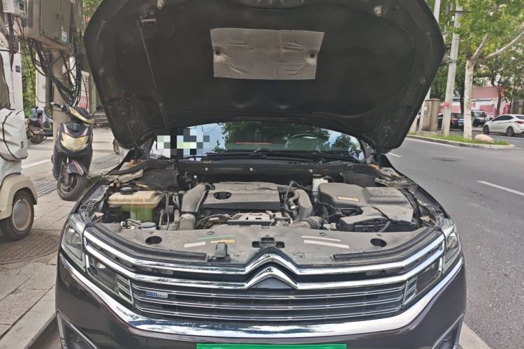 Used Citroen C6 2017 380THP Flagship Edition Engine Bay