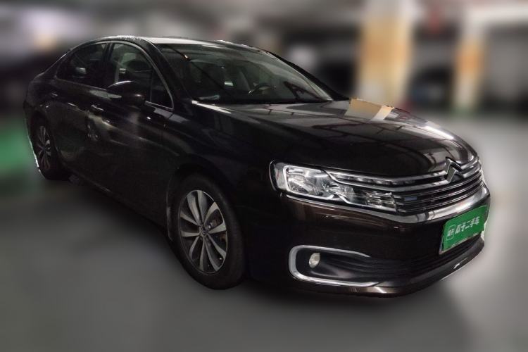 Used Citroen C6 2017 Revised Version 380THP Luxury Edition Front Right 45 Deg