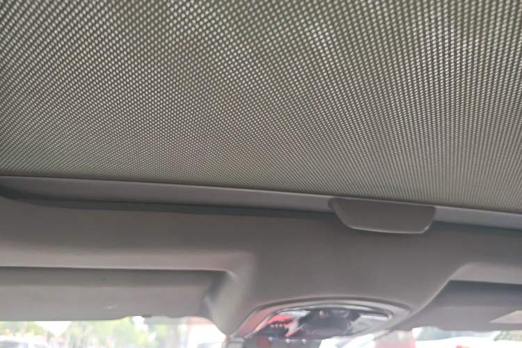 Used Citroen C6 2017 380THP Flagship Edition Headliner