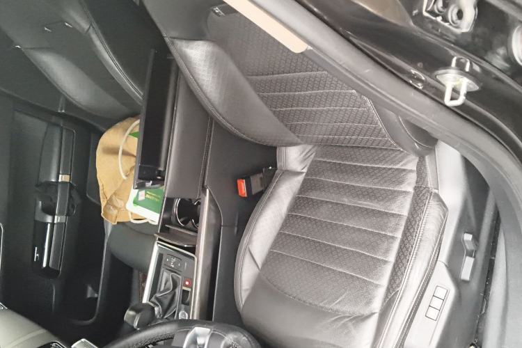 Used Citroen C6 2017 380THP Prestige Model Left Front Seat