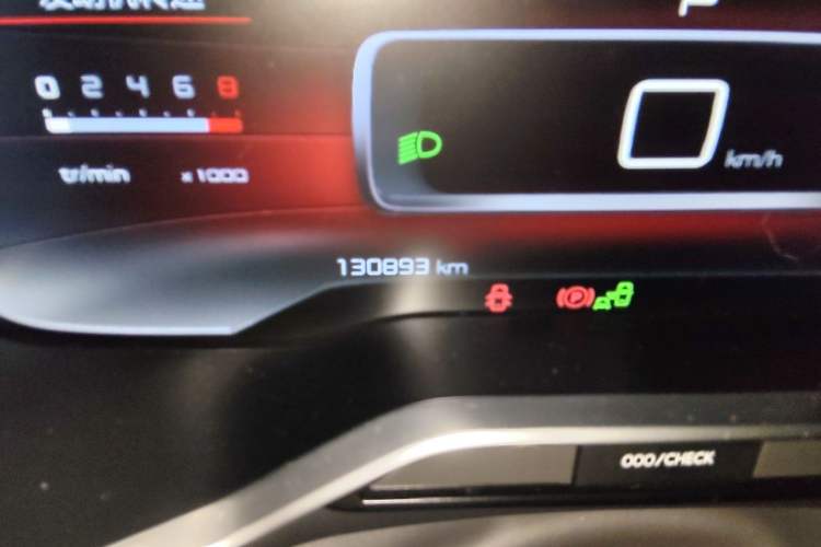 Used Citroen C6 2017 Revised Version 380THP Luxury Edition Odometer Close Up