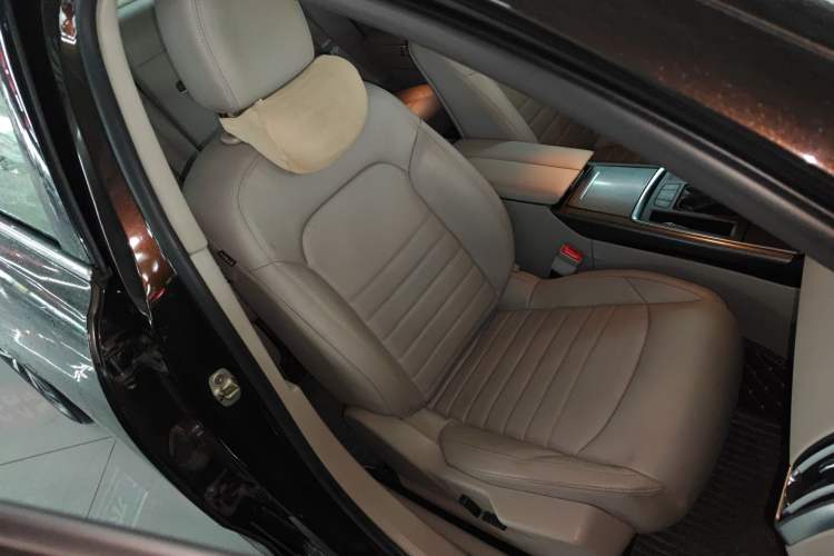 Used Citroen C6 2017 380THP Luxury Version Right Front Seat