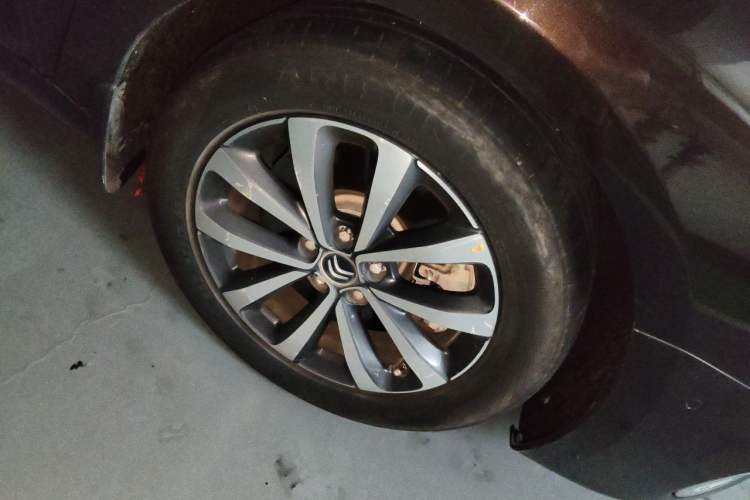 Used Citroen C6 2017 Revised Version 380THP Luxury Edition Right Front Wheel Hub