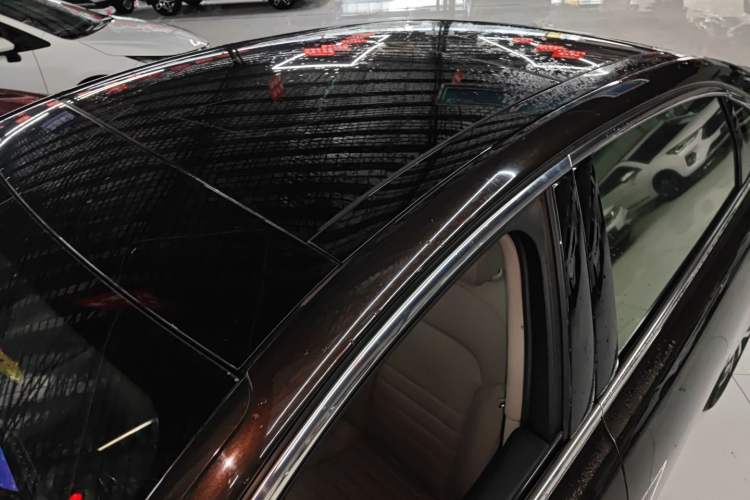 Used Citroen C6 2017 380THP Luxury Version Roof