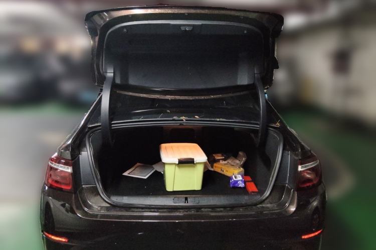 Used Citroen C6 2017 Revised Version 380THP Luxury Edition Trunk